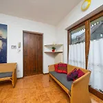 Guesthost - Zoncolan Mountain Apartment Ravascletto
