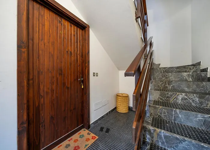 Guesthost - Zoncolan Mountain Apartman *